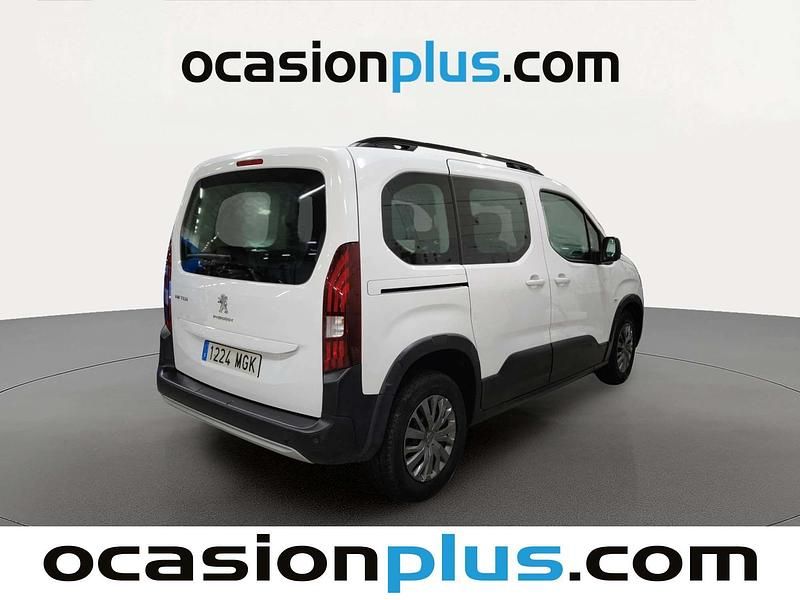 Usado Peugeot Rifter Allure 131 CV (96 kW) 2023 Blanco Monovolumen