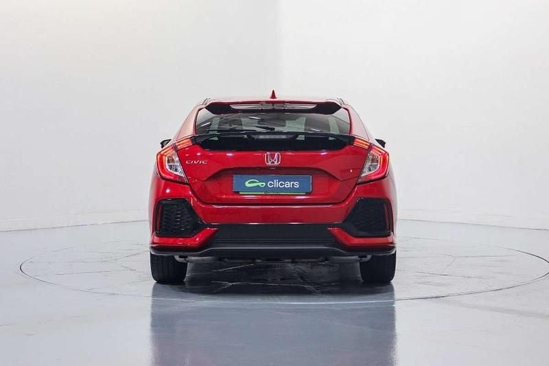 Usado Honda Civic Prestige 182 CV (133 kW) 2017 Rojo Utilitario