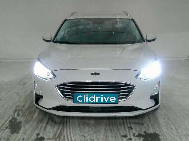 Usado Ford Focus Trend+ 120 CV (88 kW) 2021 Blanco Utilitario
