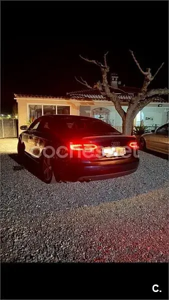 Usado Audi A4 136 CV (100 kW) 2011 Azul Berlina