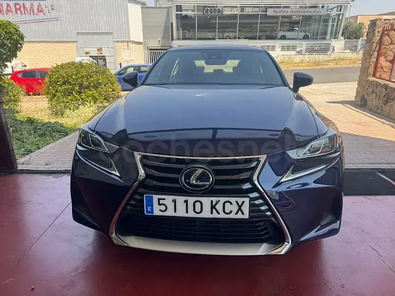 Usado Lexus IS300h Executive Line 223 CV (164 kW) 2017 Azul Berlina