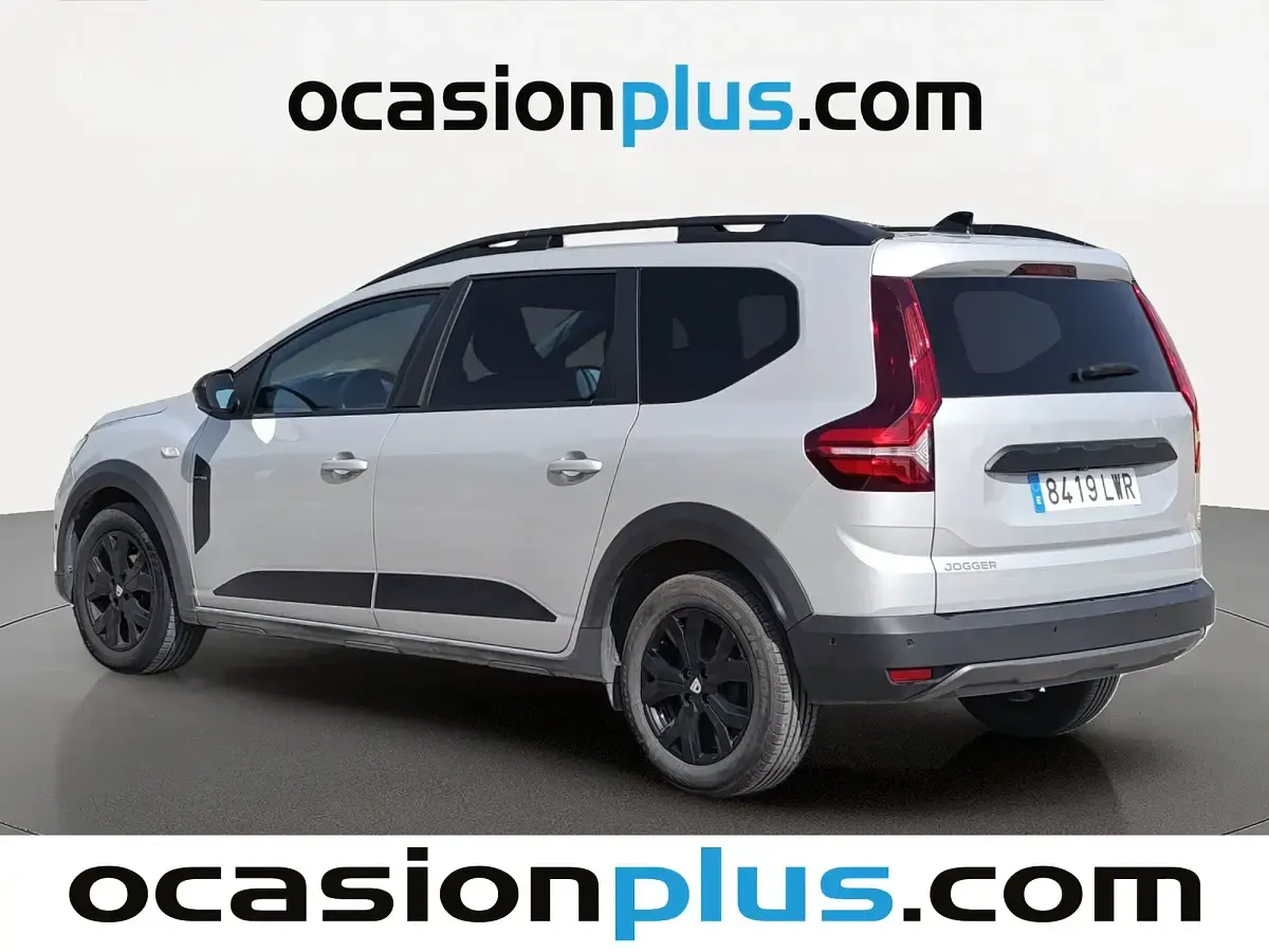 Usado Dacia Jogger Extreme 101 CV (74 kW) 2022 Gris plata Monovolumen