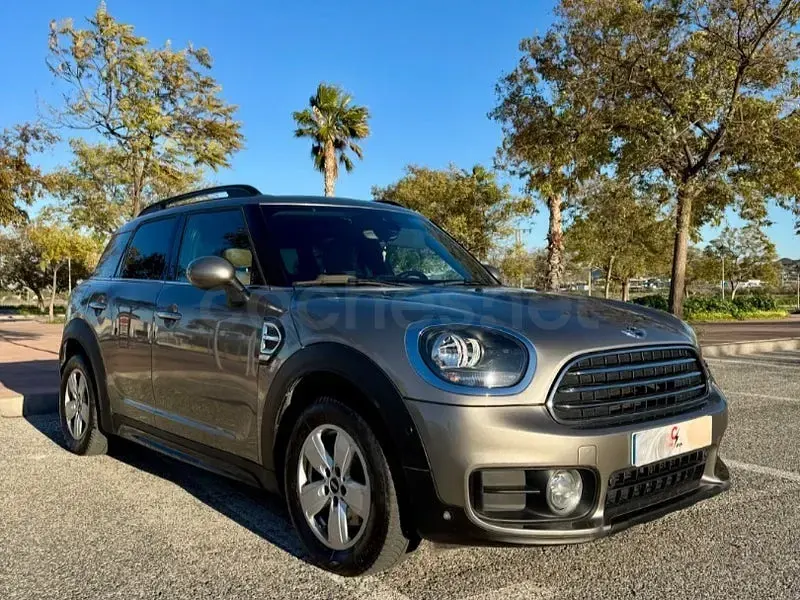 Usado Mini Cooper D Countryman 150 CV (110 kW) 2018 Gris / plata SUV