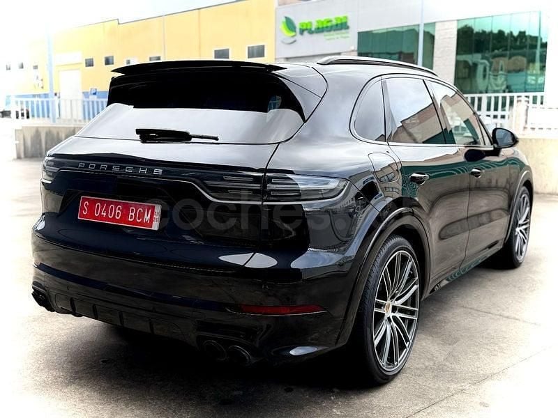 Usado Porsche Cayenne Turbo S 680 CV (500 kW) 2020 Negro SUV