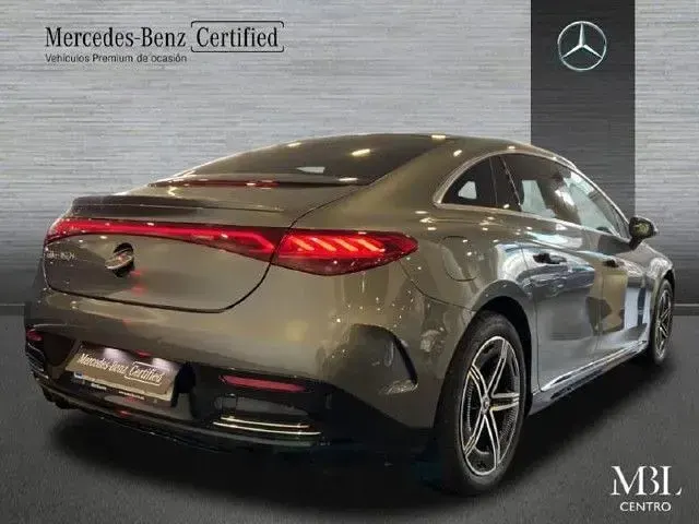 Usado Mercedes EQE350 214 kW (292 CV) 2022 Gris selenita