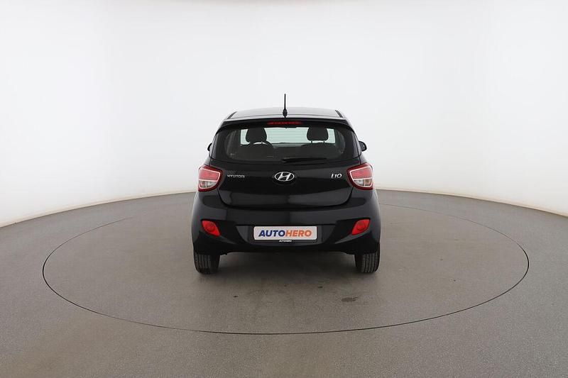 Usado Hyundai i10 87 CV (63 kW) 2014 Negro Utilitario