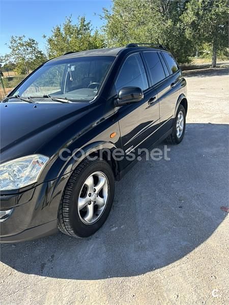 Usado Ssangyong (KGM) Kyron Limited 141 CV (103 kW) 2007 Negro SUV