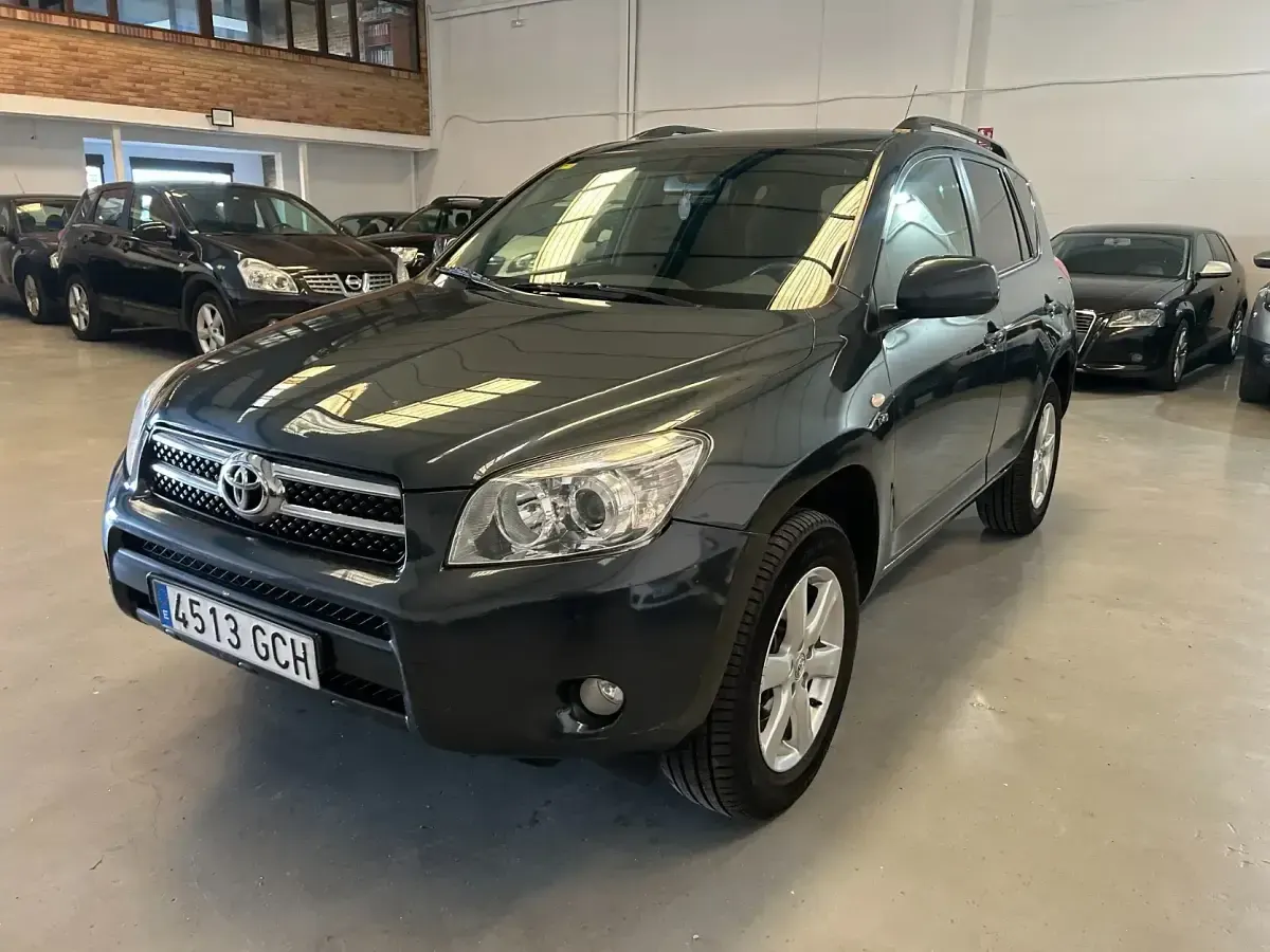 Käytetty Toyota RAV4 Sol 136 HP (100 kW) 2008 Harmaa Katumaasturi