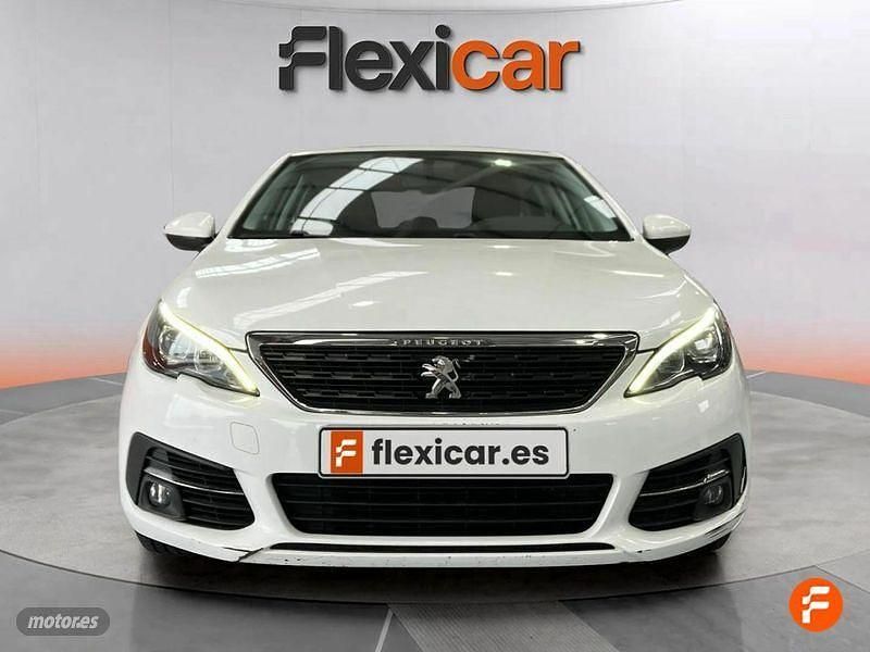 Usado Peugeot 308 SW Active 130 CV (95 kW) 2020 Blanco Familiar