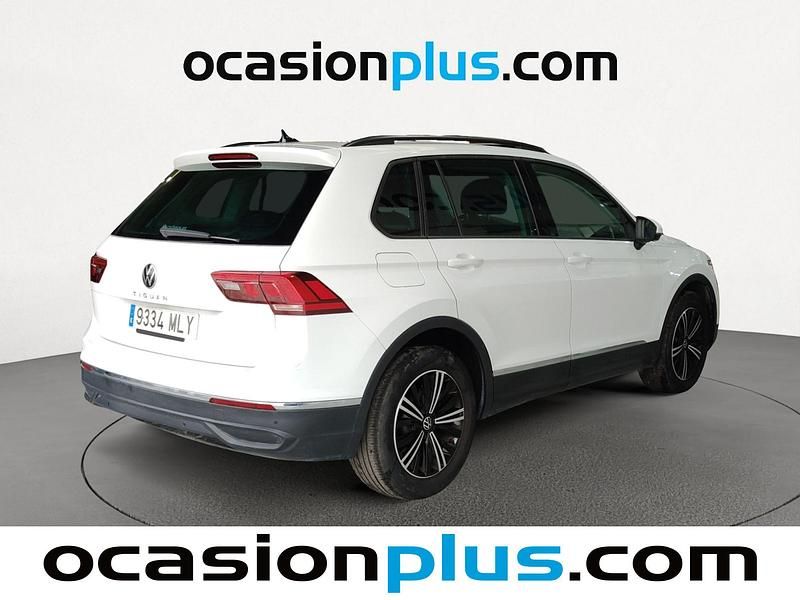 Usado VW Tiguan Life 150 CV (110 kW) 2023 Blanco SUV