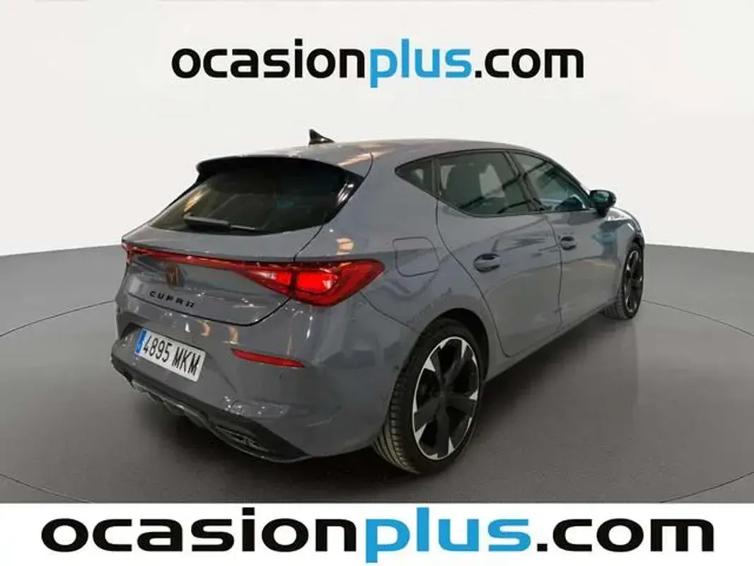Usado Cupra Leon 190 CV (139 kW) 2023 Gris Utilitario