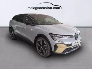 Gris Usado 2022 Renault Mégane Iconic Berlina | 34.000 € - Imagen 1/4