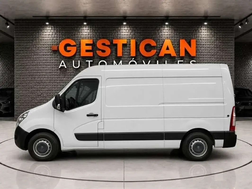 Usado Renault Master 131 CV (96 kW) 2019 Blanco Van