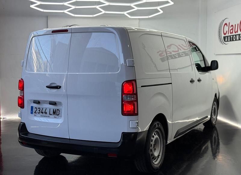 Usado Peugeot Expert S 120 CV (88 kW) 2021 Blanco Van