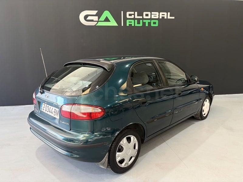 Usado Chevrolet Lanos SX 106 CV (77 kW) 1999 Verde Berlina