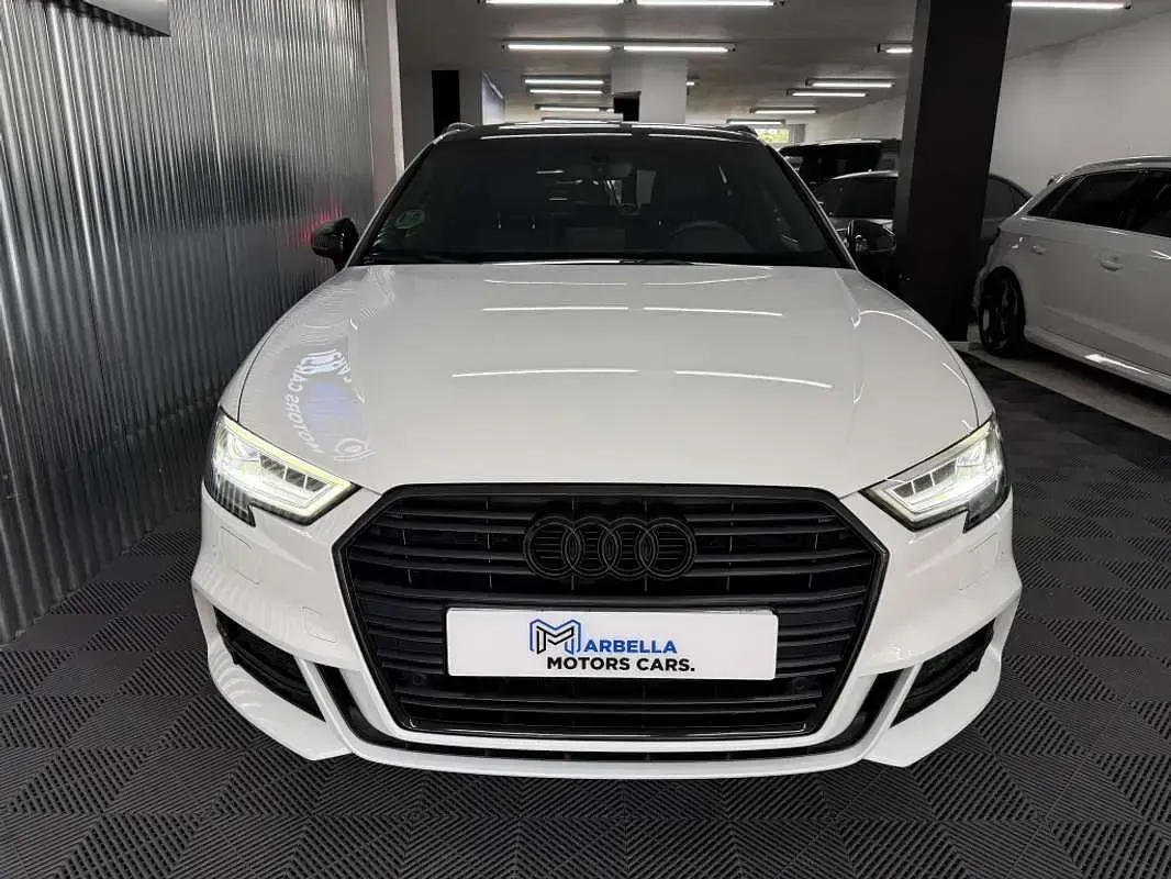 Usado Audi A3 Sportback S-Line 150 CV (110 kW) 2018 Blanco Utilitario