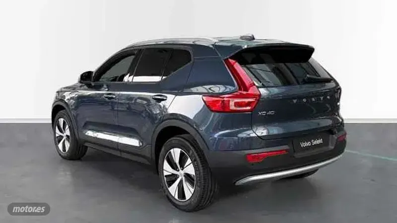 Nuevo Volvo XC40 Core 163 CV (119 kW) 2026 Azul SUV
