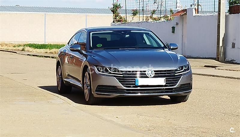 Gris / plata Usado 2018 VW Arteon Elegance Berlina | 27.000 € (Precio justo) - Imagen 1/3