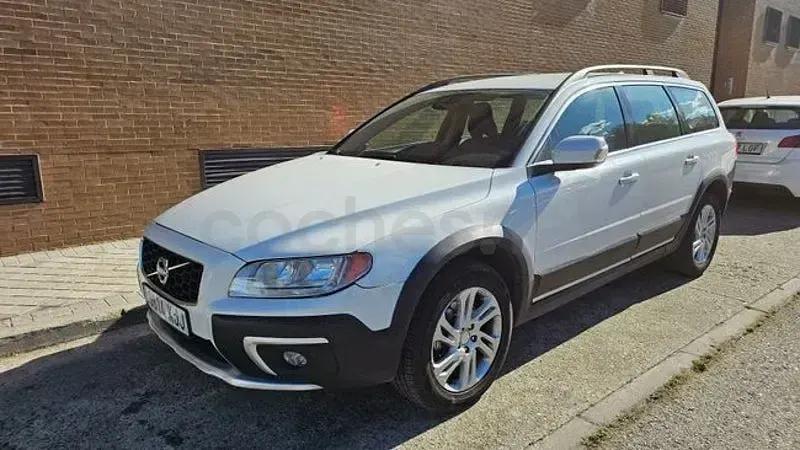 Usado Volvo XC70 Momentum 181 CV (133 kW) 2014 Gris Familiar