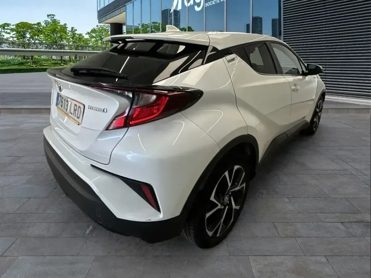 Usado Toyota C-HR Advance 122 CV (89 kW) 2021 Blanco SUV
