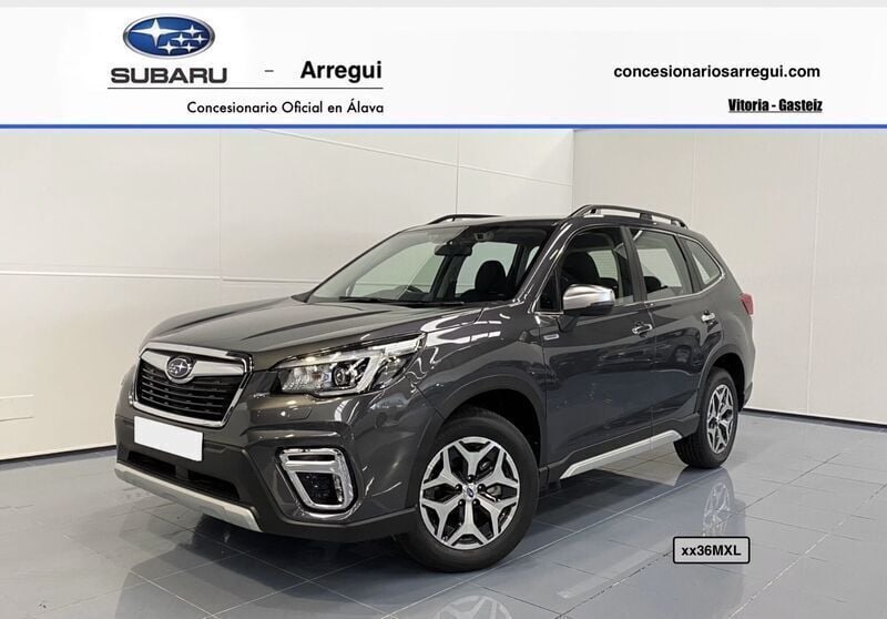 Gris Usado 2024 Subaru Forester SUV | 37.600 € - Imagen 1/4