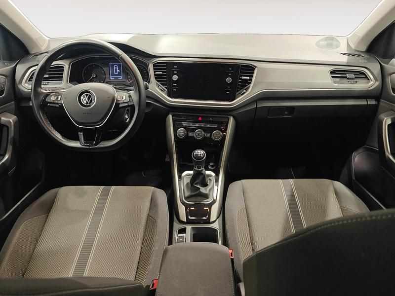 Usado VW T-Roc Advance 150 CV (110 kW) 2021 Gris/plata SUV