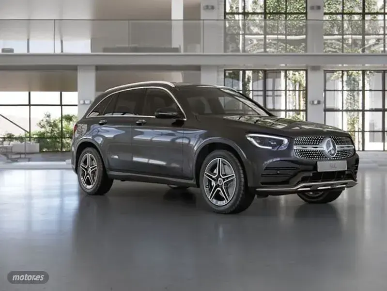 Usado Mercedes GLC220 AMG line 194 CV (142 kW) 2020 Gris SUV