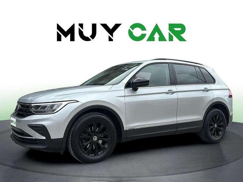 Usado VW Tiguan 131 CV (96 kW) 2021 Gris SUV