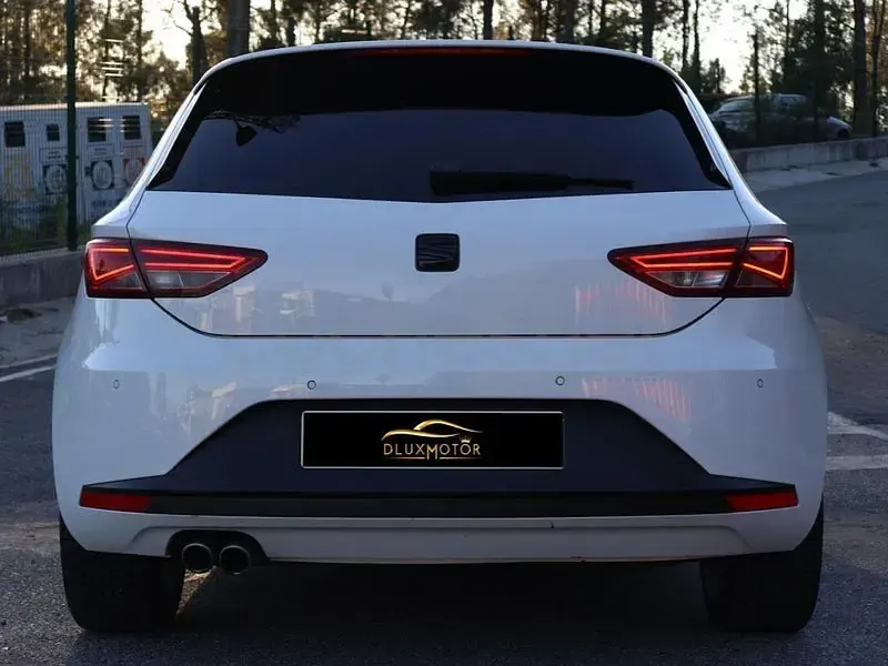 Usado Seat Leon FR 184 CV (135 kW) 2014 Blanco Berlina