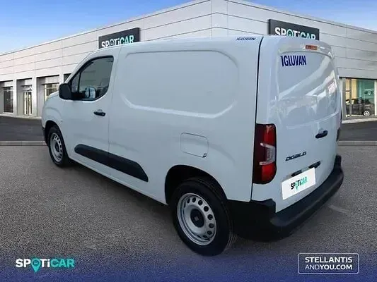 Nuevo Fiat Doblò 100 CV (73 kW) 2026 Blanco Monovolumen