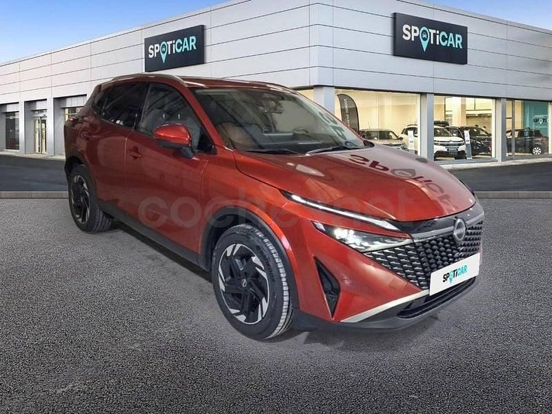 Usado Nissan Qashqai N-Connecta 158 CV (116 kW) 2025 Rojo SUV