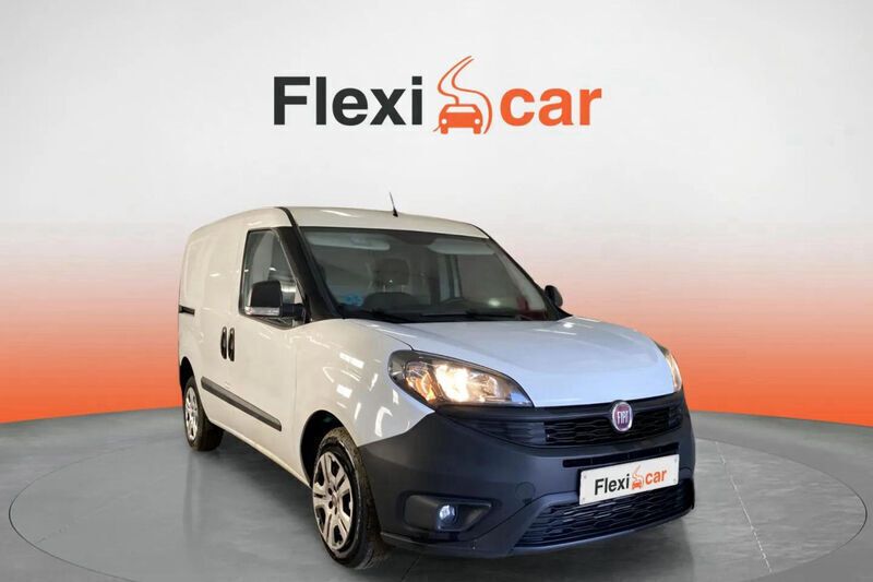 Blanco Usado 2022 Fiat Doblò Monovolumen | 11.290 € (Super precio) - Imagen 1/4