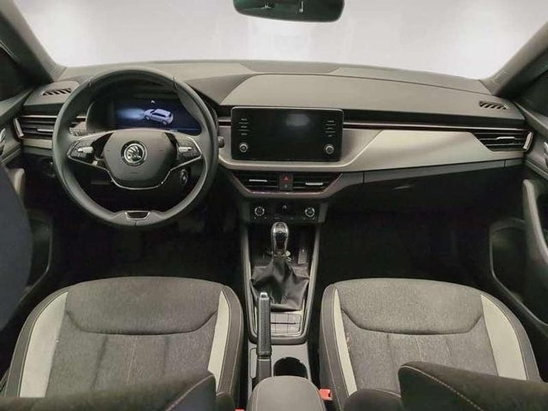 Usado Skoda Kamiq Style 150 CV (110 kW) 2023 Gris SUV