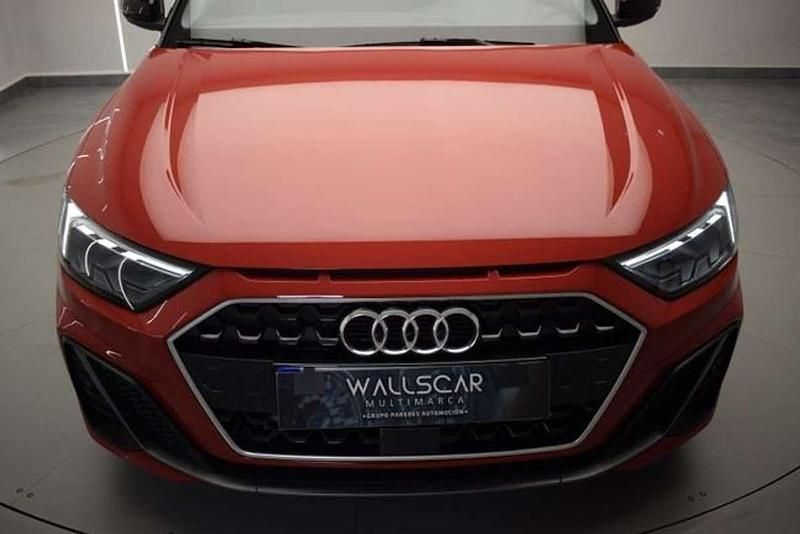 Usado Audi A1 Sportback S-Line 116 CV (85 kW) 2024 Rojo Utilitario