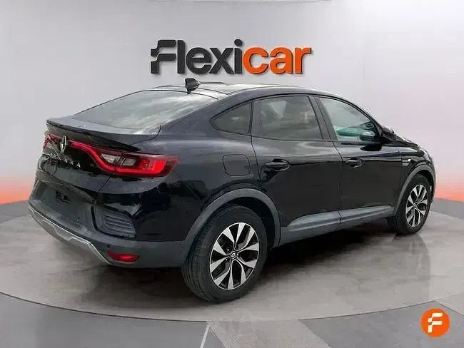 Usado Renault Arkana Equilibre 140 CV (102 kW) 2022 Negro SUV