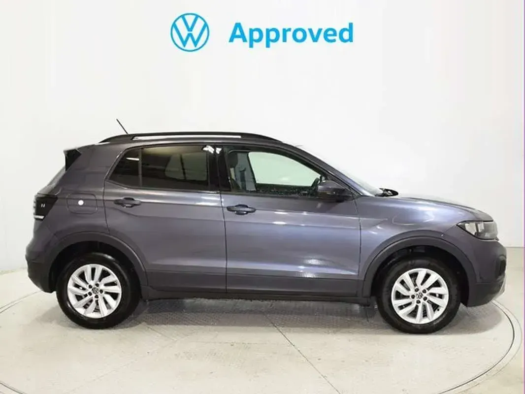 Usado VW T-Cross Advance 95 CV (69 kW) 2023 Gris SUV