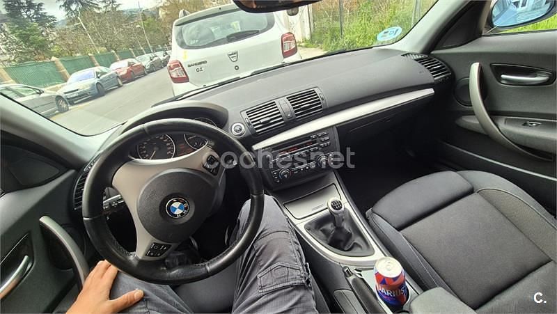 Usado BMW 118 129 CV (94 kW) 2006 Gris / plata Utilitario