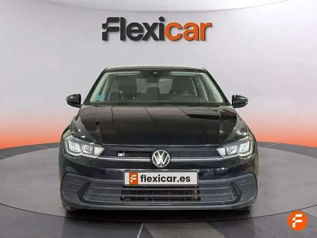 Usado VW Polo 95 CV (69 kW) 2021 Negro Utilitario
