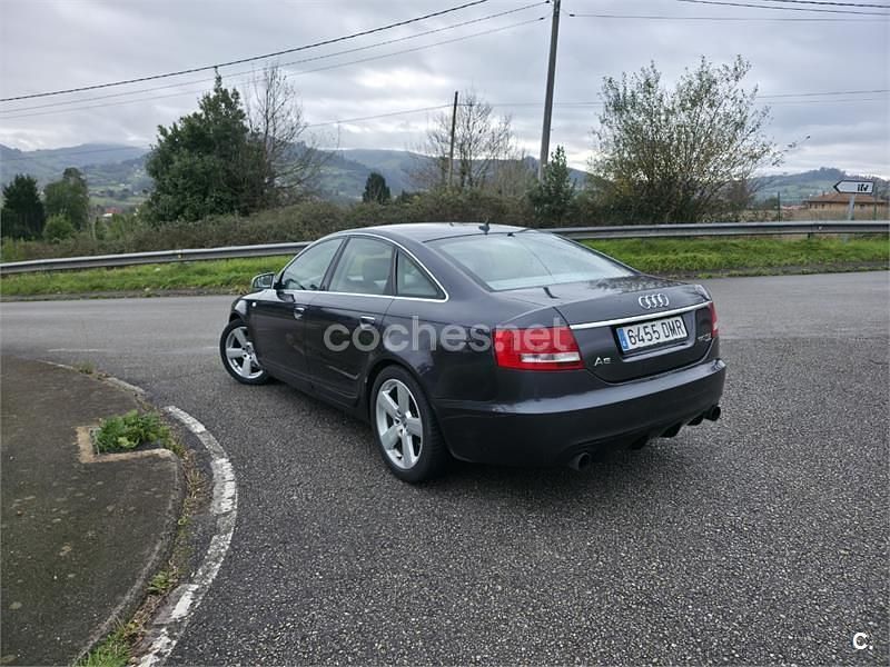 Usado Audi A6 S-Line 225 CV (165 kW) 2004 Gris / plata Berlina