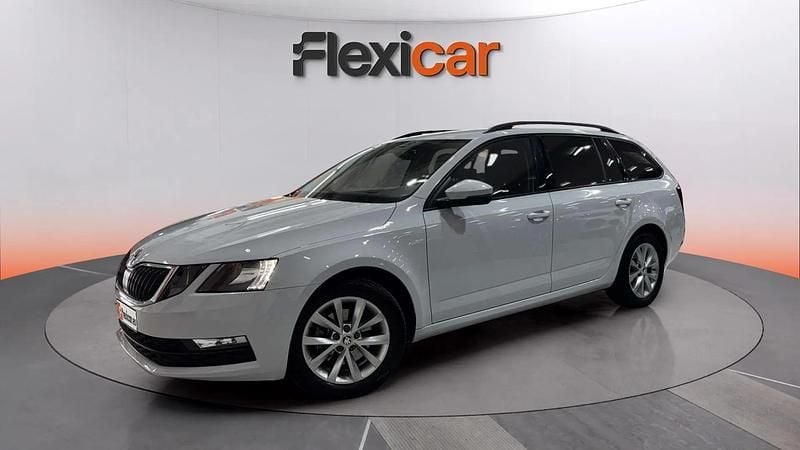 Occasion Skoda Octavia Ambition 116 ch (85 kW) 2018 Blanc Citadine