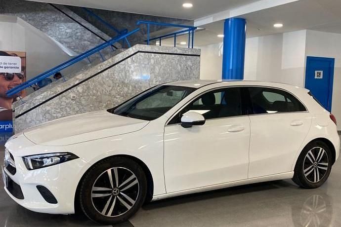 Usado Mercedes A180 136 CV (100 kW) 2021