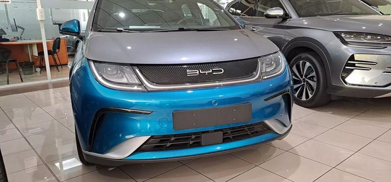 Surfing blue + urban grey Nuevo 2025 BYD Dolphin Design Utilitario | 26.320 € (Super precio) - Imagen 1/4