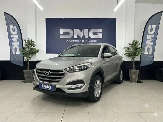 Usado Hyundai Tucson 131 CV (96 kW) 2017 Beige SUV