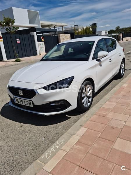 Blanco Usado 2021 Seat Leon Style Berlina | 16.000 € (Buen precio) - Imagen 1/4
