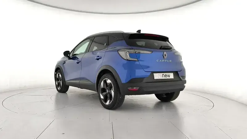 Usado Renault Captur Techno 100 CV (73 kW) 2025 Azul SUV