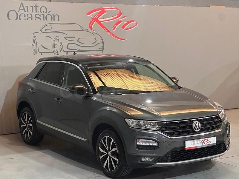 Usado VW T-Roc Advance 150 CV (110 kW) 2018 Gris / plata SUV