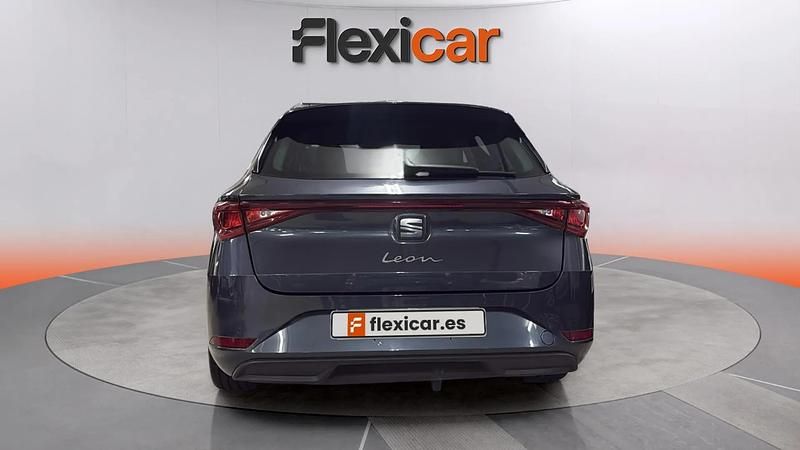 Usado Seat Leon XCELLENCE 150 CV (110 kW) 2021 Gris Familiar