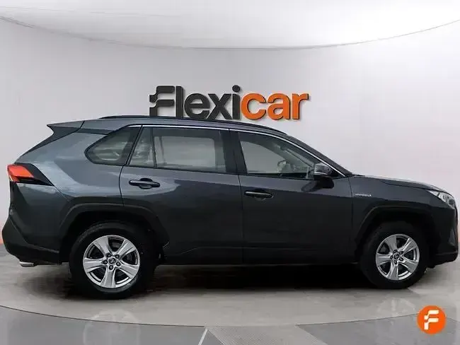 Usado Toyota RAV4 Hybrid Advance 218 CV (160 kW) 2021 Gris SUV