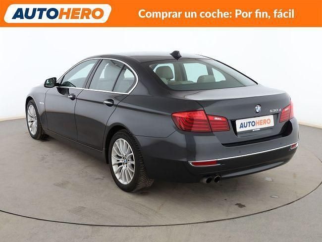 Usado BMW 530 Comfort Edition 258 CV (189 kW) 2015 Negro Berlina
