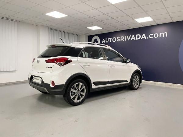 Usado Hyundai i20 Active 100 CV (73 kW) 2018 Polar white (sólido)
